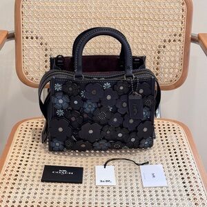 ❌SOLD❌ COACH Rogue 25 with Tea Rose Applique Midnight‎ Navy Shoulder Bag